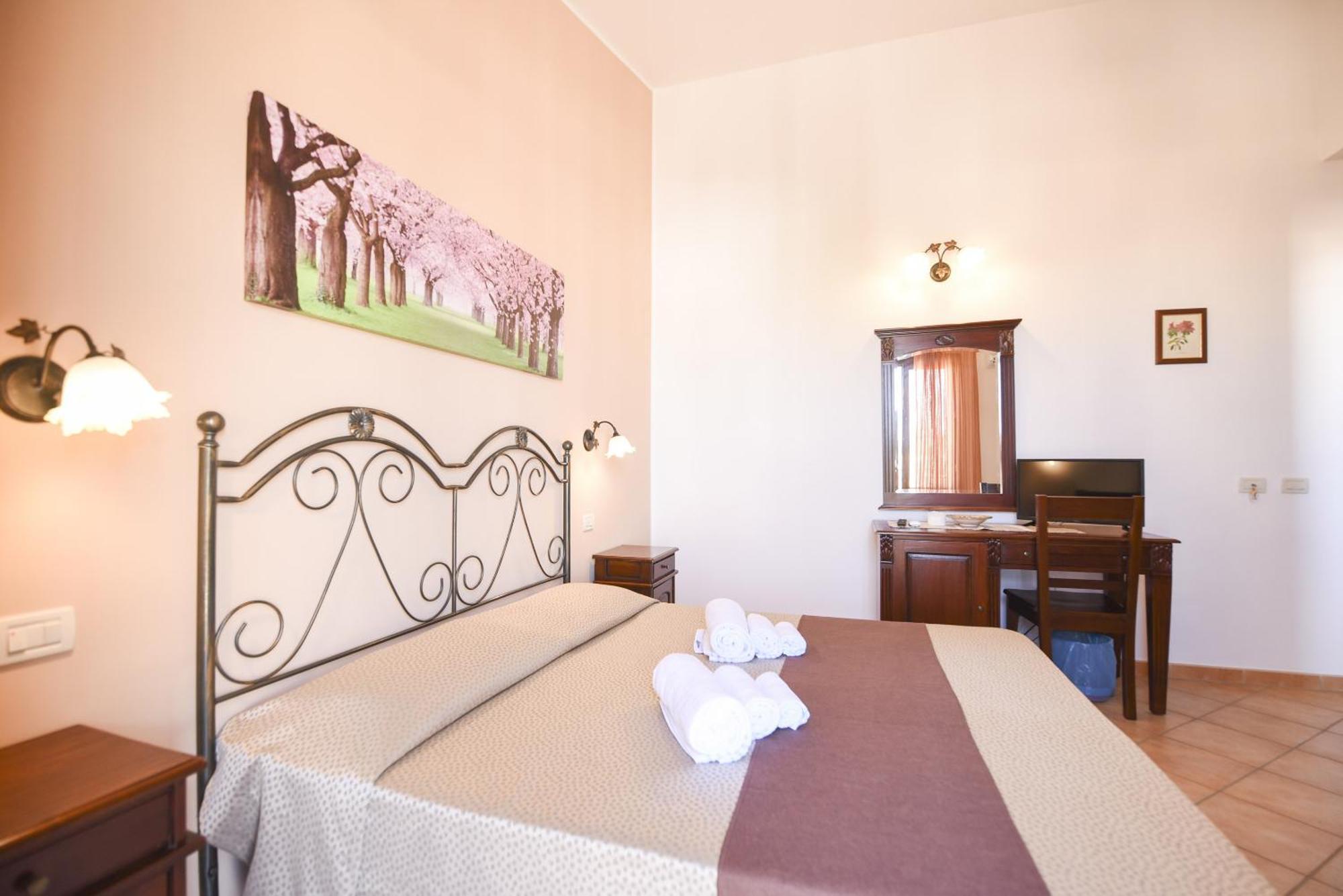 Aurora Castelluzzo Bed & Breakfast Ruang foto