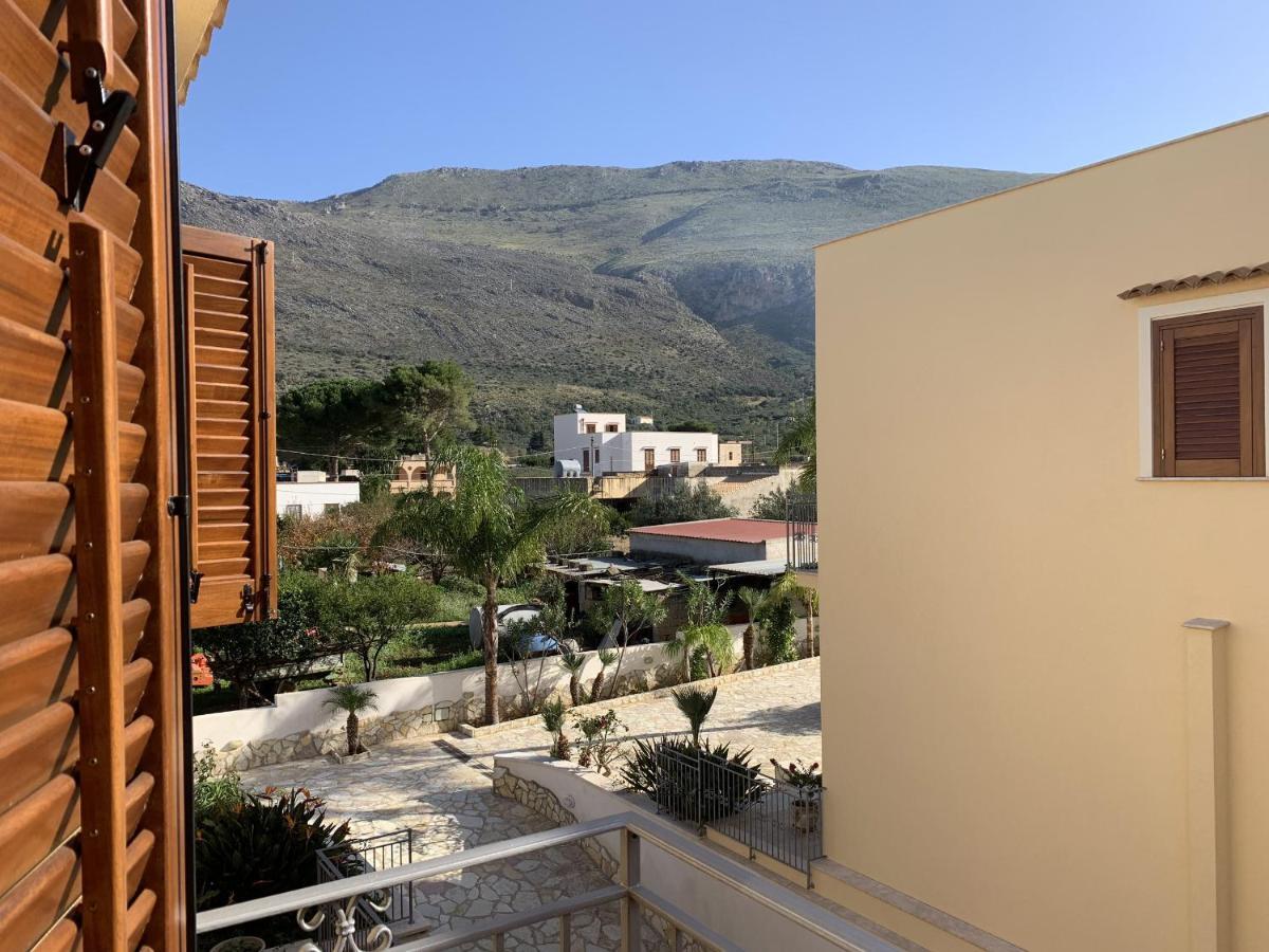 Aurora Castelluzzo Bed & Breakfast Bagian luar foto